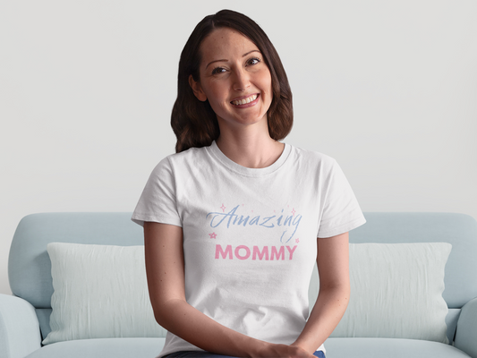 Amazing Mommy Women's Favorite Tee